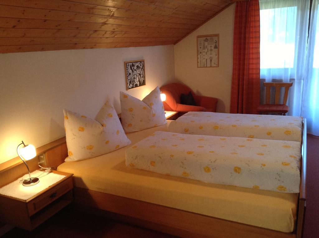 Oberlechnerhof Bed & Breakfast Rasun di Sopra Exterior photo